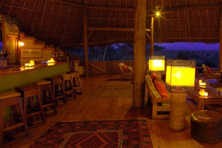 Elewana Tortilis Camp Bar