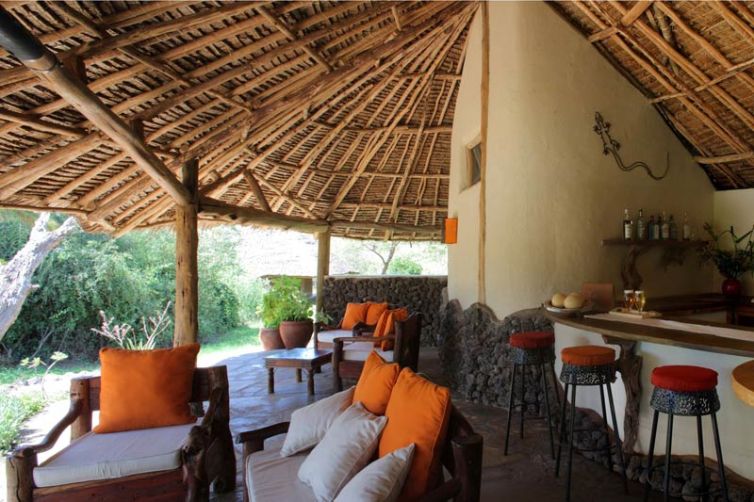Elewana Tortilis Camp Pool Bar