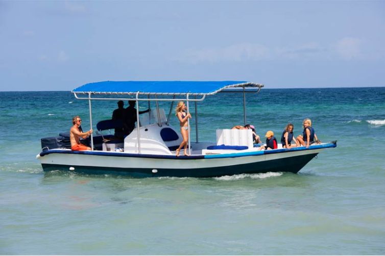 Kinondo Kwetu Family Boat Trip