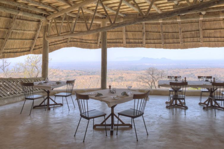 Ikuka Safari Camp dining room