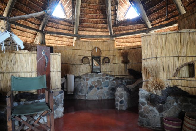 Mwagusi Safari Camp bathroom