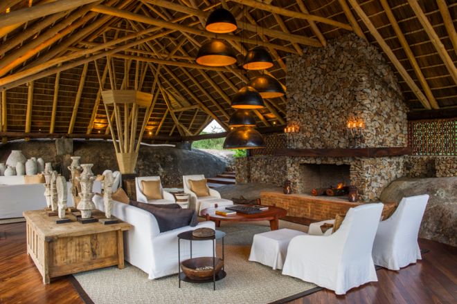 Mwiba Lodge lounge