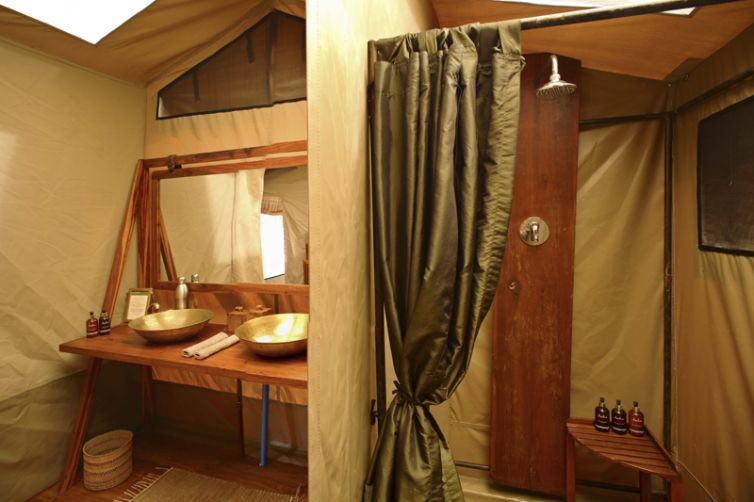 Olakira Migration Camp bathroom
