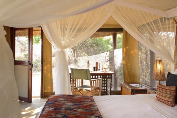 Olivers Camp room interior