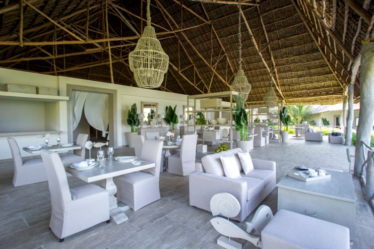 Zawadi Hotel main lounge dining