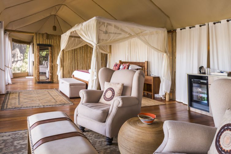 Amanzi Camp Room Lounge