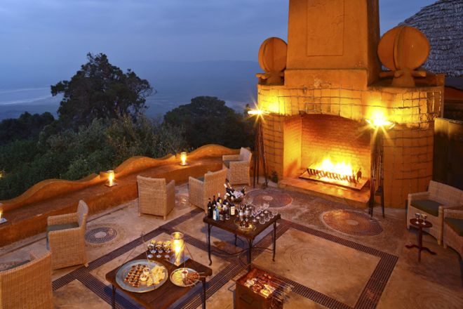 &Beyond Ngorongoro Crater Lodge evening drinks
