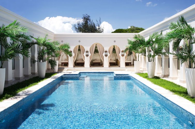 Baraza Resort & Spa spa pool
