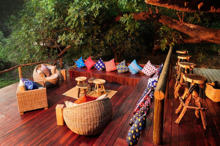 Bilimungwe Deck Seating