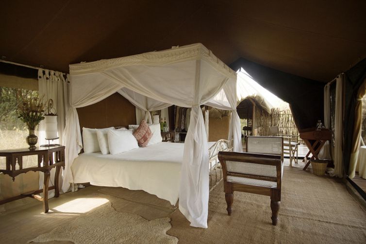 Serian The Original tent interior