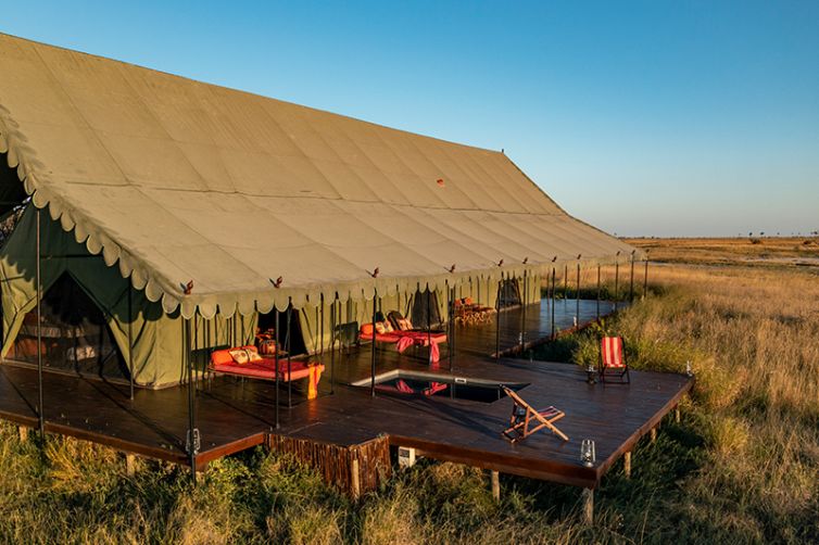 jacks-camp-tent-exterior-deck-c-ns