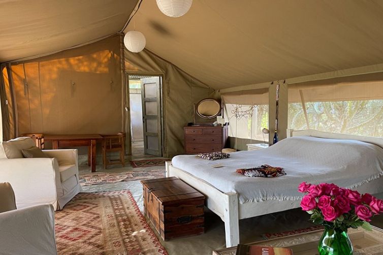 Karisia-Tumaren-Tent-2-cc_KWS