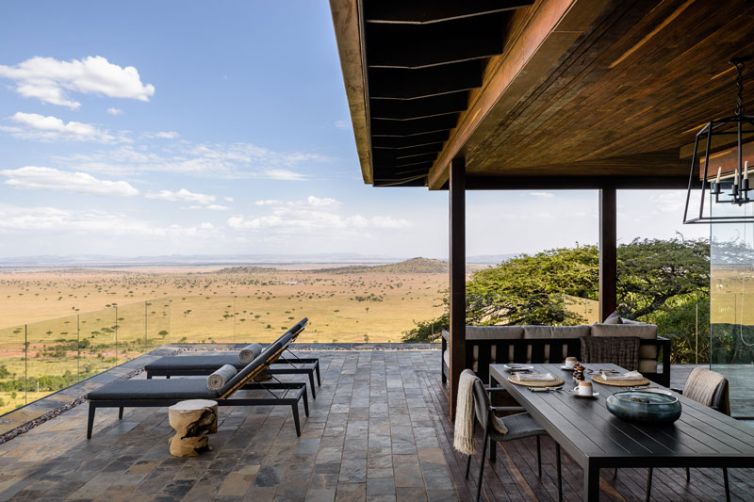 singita-Sasakwa-lodge-Hillside-Suite-deck-with-a-view