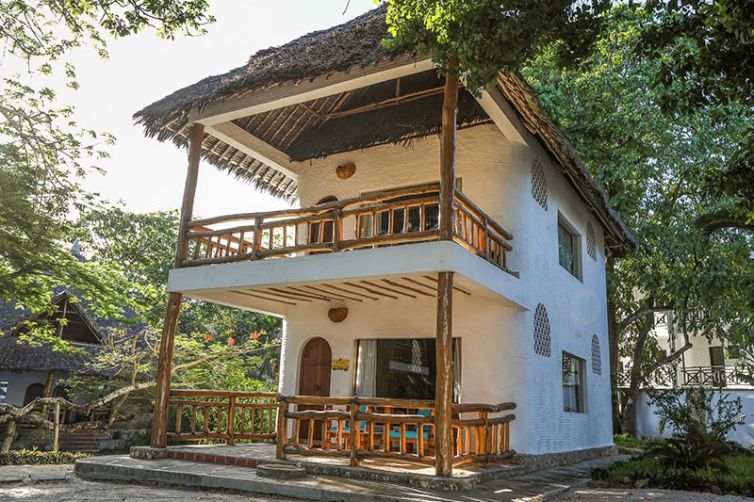 Water Lovers Beach Resort Suite Exterior