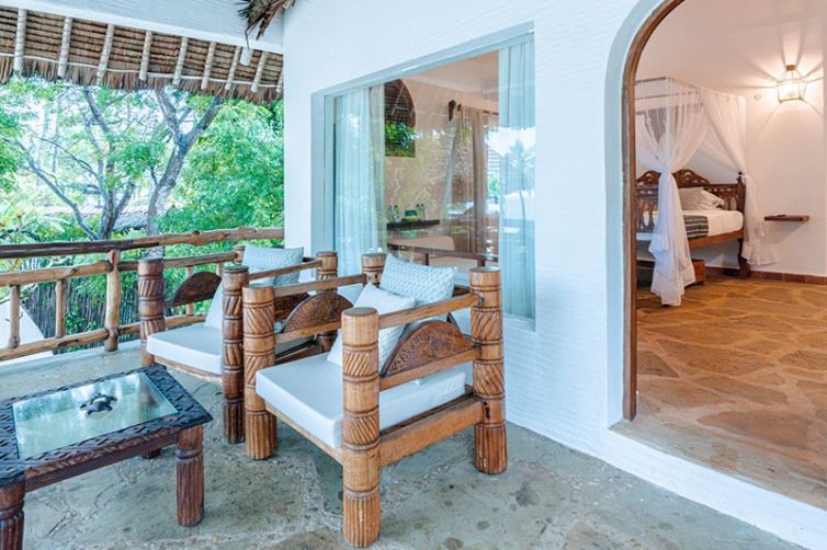 Water Lovers Beach Resort Suite