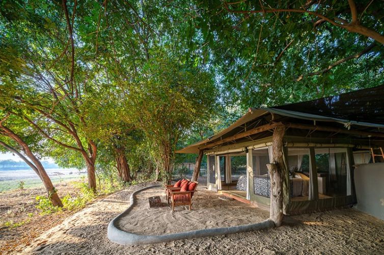 Tena Tena Camp in South Luangwa National Park