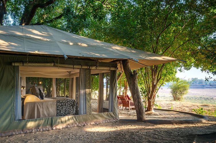 Tena Tena Camp in South Luangwa National Park
