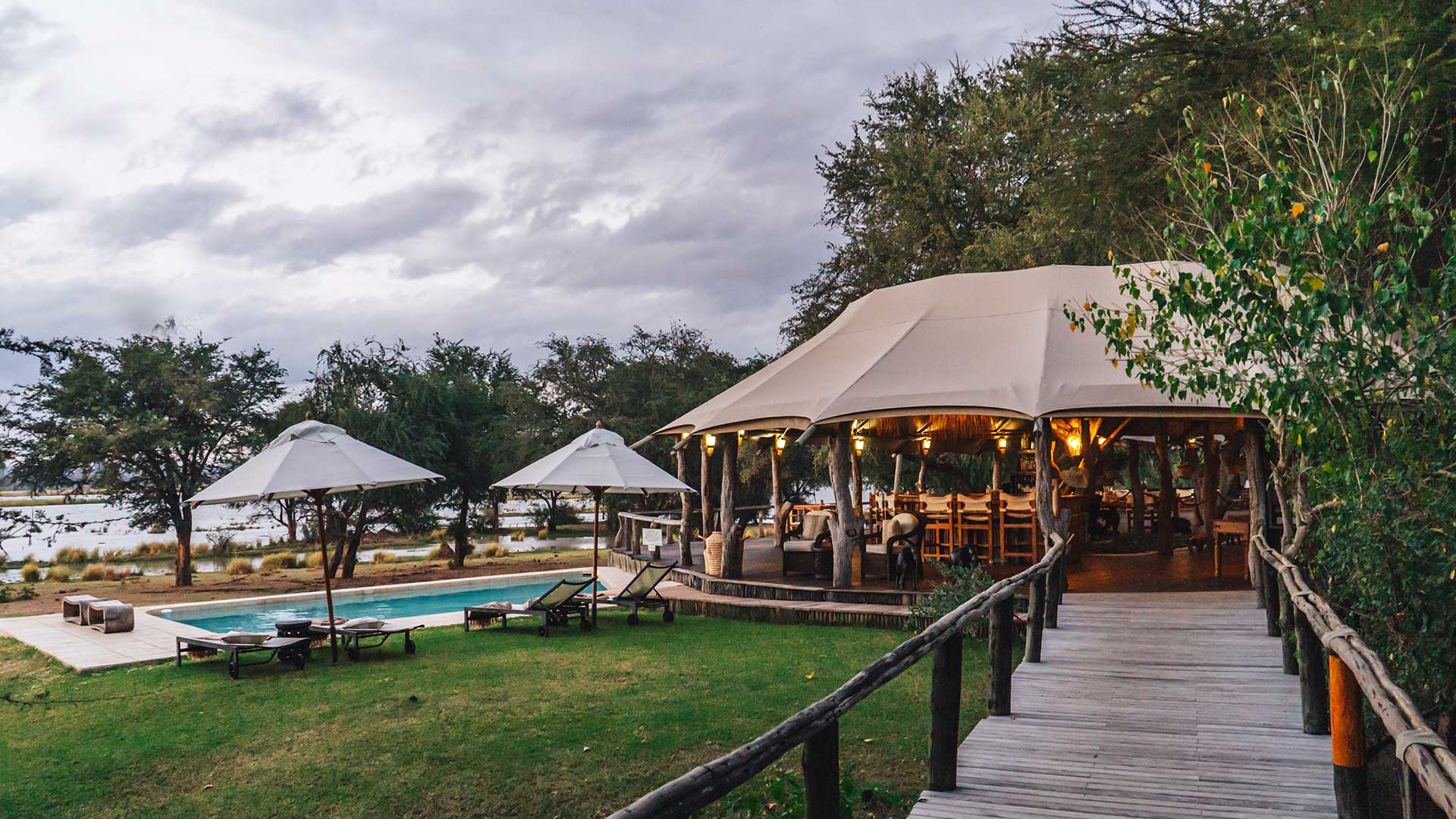 Anabezi - Safari Consultants
