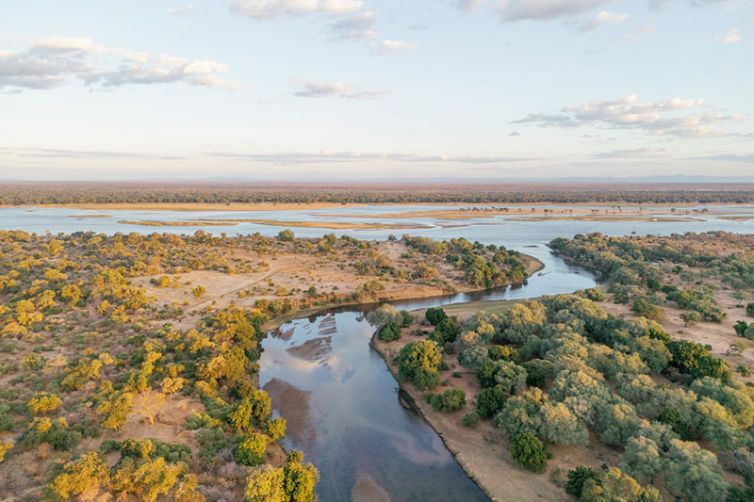 Time-+-Tide-Chongwe-House-aerial-river-view-c_TAT