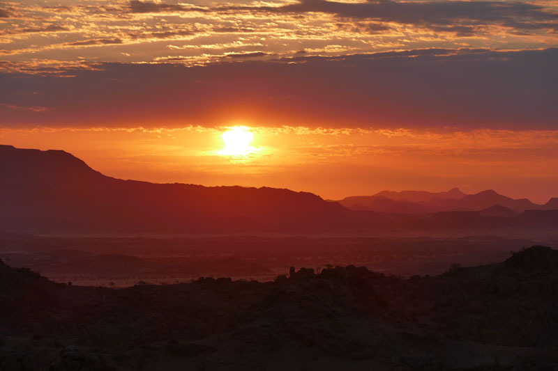 12 Damaraland sunset