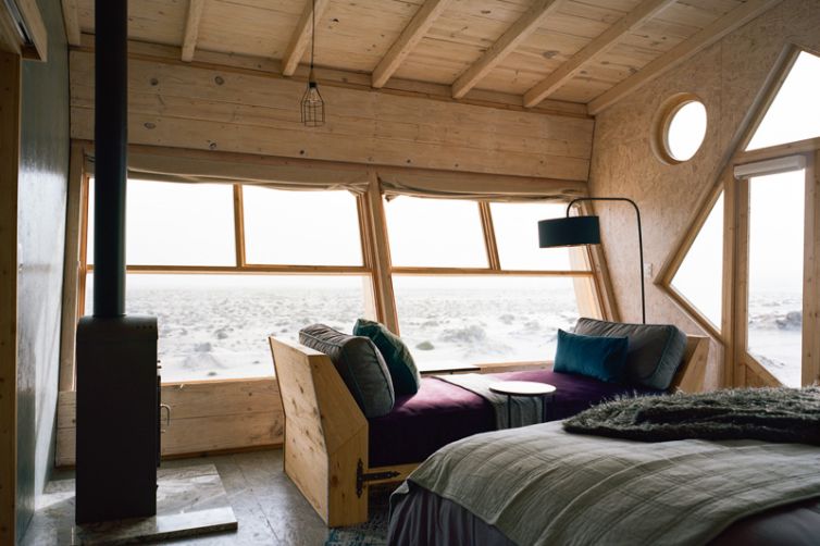 Shipwreck Lodge (10)
