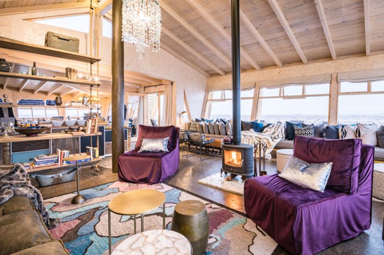 Shipwreck Lodge (13)