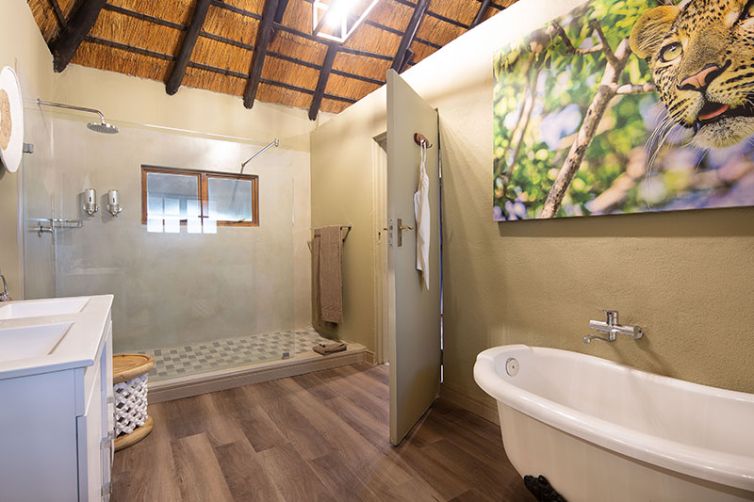 Kambaku-Safari-Lodge-c_KL-29